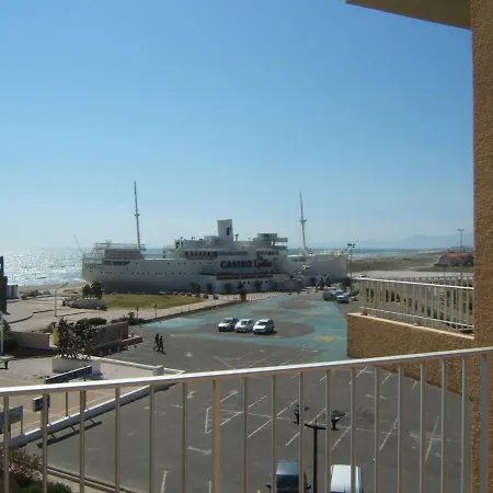 Apartament Duplex T3 6 Personnes Avec Terrasse, Bbq Et Parking, Pres De La Plage - Fr-1-81-496