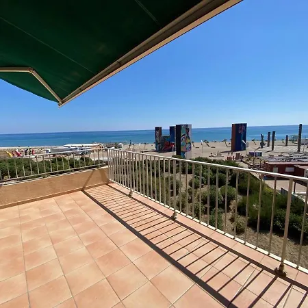 Apartament Duplex T3 6 Personnes Avec Terrasse, Bbq Et Parking, Pres De La Plage - Fr-1-81-496