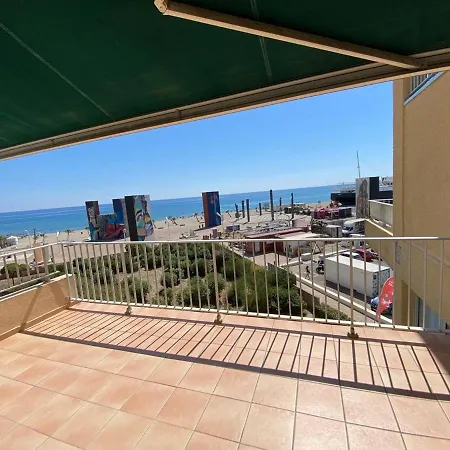 Apartament Duplex T3 6 Personnes Avec Terrasse, Bbq Et Parking, Pres De La Plage - Fr-1-81-496 Le Barcarès